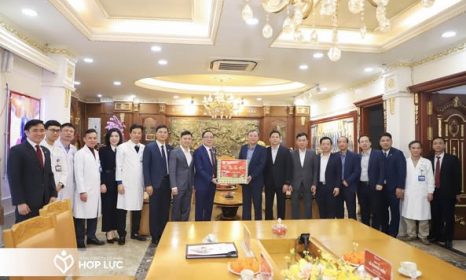 ĐOÀN LÃNH ĐẠO THÀNH ỦY THÀNH PHỐ THANH HÓA ĐẾN THĂM VÀ CHÚC TẾT NHÂN DỊP ĐẦU XUÂN ẤT TỴ NĂM 2025 TẠI TỔNG CÔNG TY CỔ PHẦN HỢP LỰC