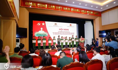 TỔNG CÔNG TY CP HỢP LỰC ỦNG HỘ 222 MẪU XÉT NGHIỆM TƯƠNG ĐƯƠNG 500 TRIỆU ĐỒNG PHỤC VỤ CÔNG TÁC THU NHẬN MẪU ADN CỦA THÂN NHÂN LIỆT SĨ CHƯA XÁC NHẬN DANH TÍNH TRÊN ĐỊA BÀN TỈNH THANH HÓA