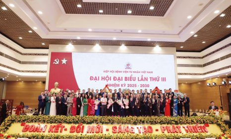 GS. VS NGUYỄN VĂN ĐỆ TIẾP TỤC ĐƯỢC TÍN NHIỆM GIỮ CHỨC VỤ CHỦ TỊCH HIỆP HỘI BỆNH VIỆN TƯ NHÂN VIỆT NAM